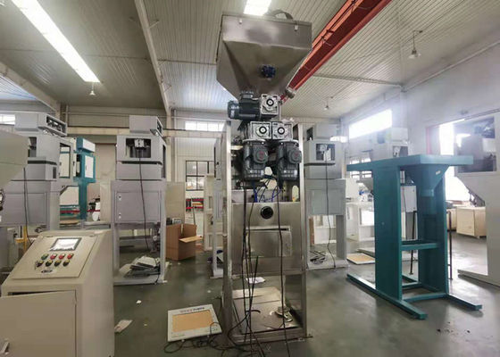 A máquina de embalagem automática da grão de 3 fases COSTURA a máquina foling do motor opcional